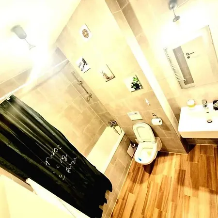 Studio Lux Coresi * Брашов